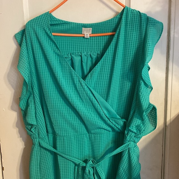Green Checkered A-Line Dress - Picture 2 of 4